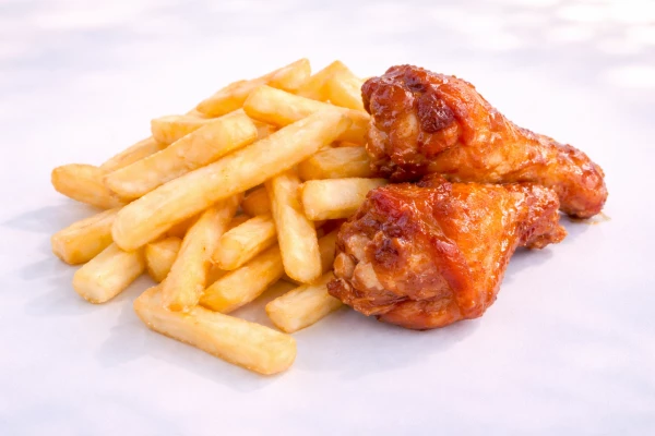 Комбо «Крылатый Снэкбокс»