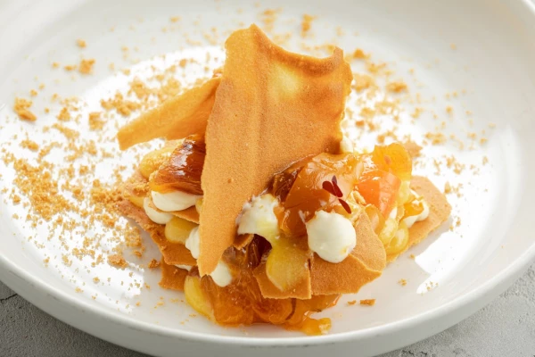 Милфей со спел.хурмой и страчателлой