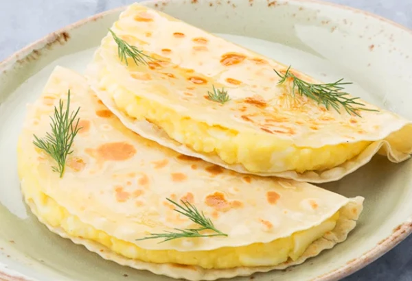Кыстыбый с картофельным пюре