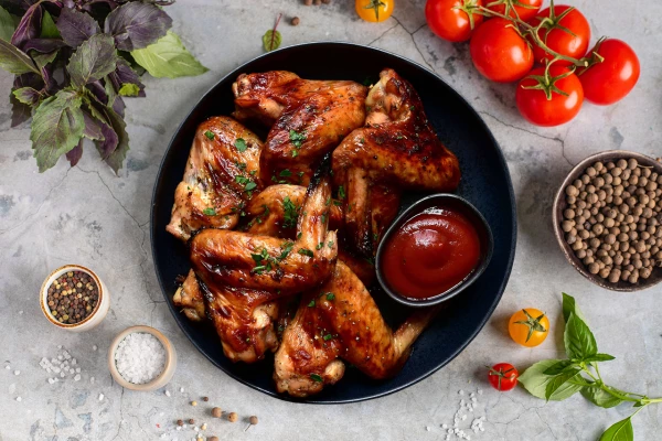 Куриные крылья в соусе барбекю