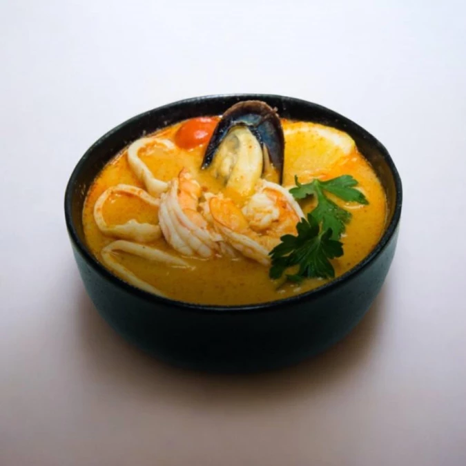 Том Ям с морепродуктами