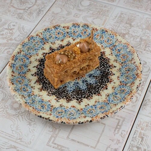 Медовик с грецкими орехами