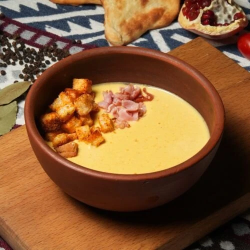 Овощной крем суп с беконом 