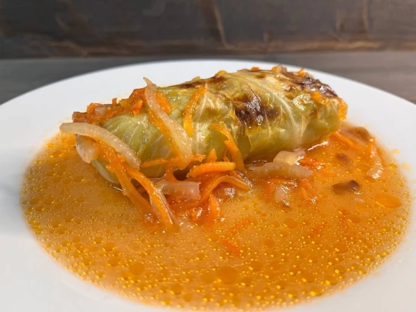 Голубцы мясные в соусе 100 г
