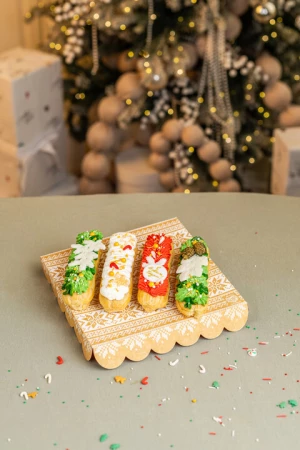 Набор эклеров"Новогодний"