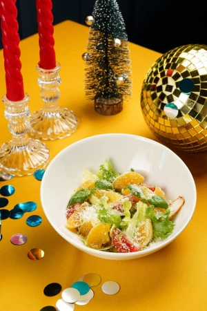 Салат с курицей и апельсинами