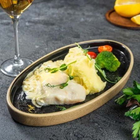 Судак припущенный