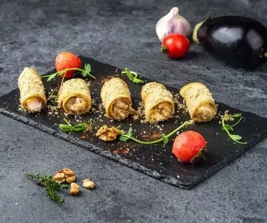 Рулет из баклажанов