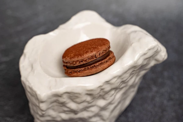 Макарон Шоколадный