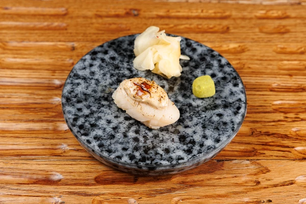 Гребешок абури трюфельный айоли