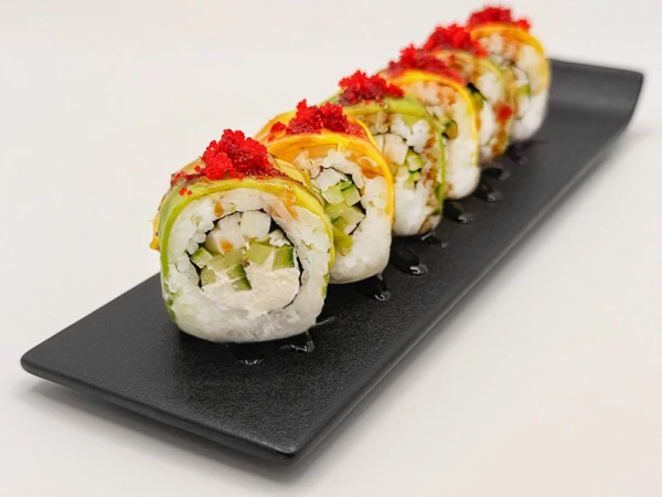 Манго-авокадо ролл