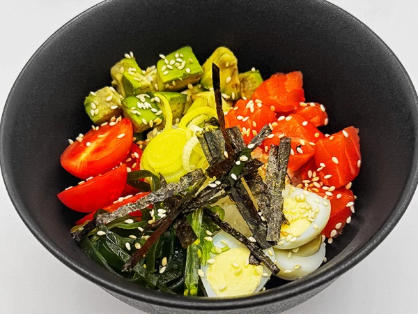 Поке с лососем  