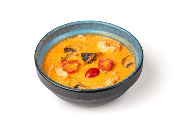 Том ям с кальмаром и креветкой