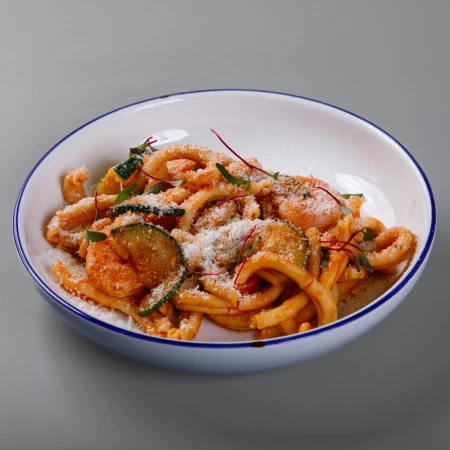 Казаречче с тигровыми креветками