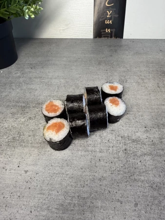 Маки с лососем