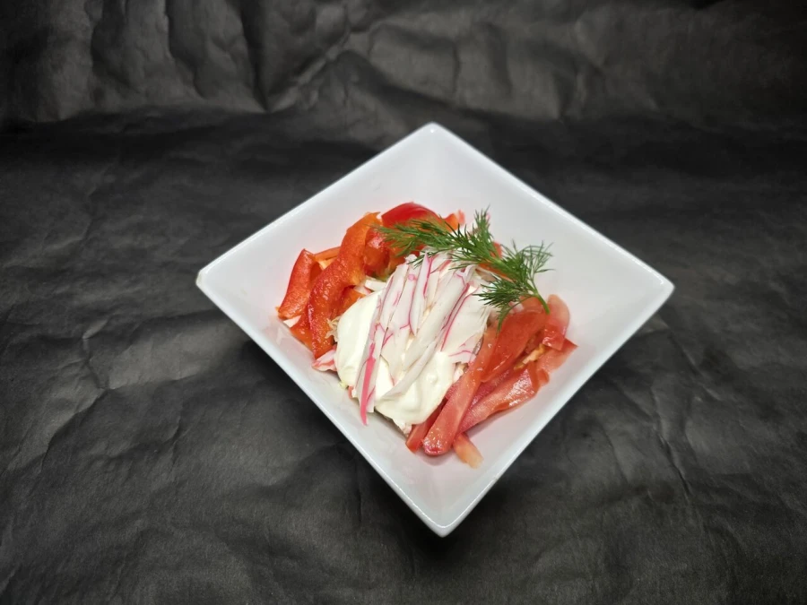 Салат Красное море