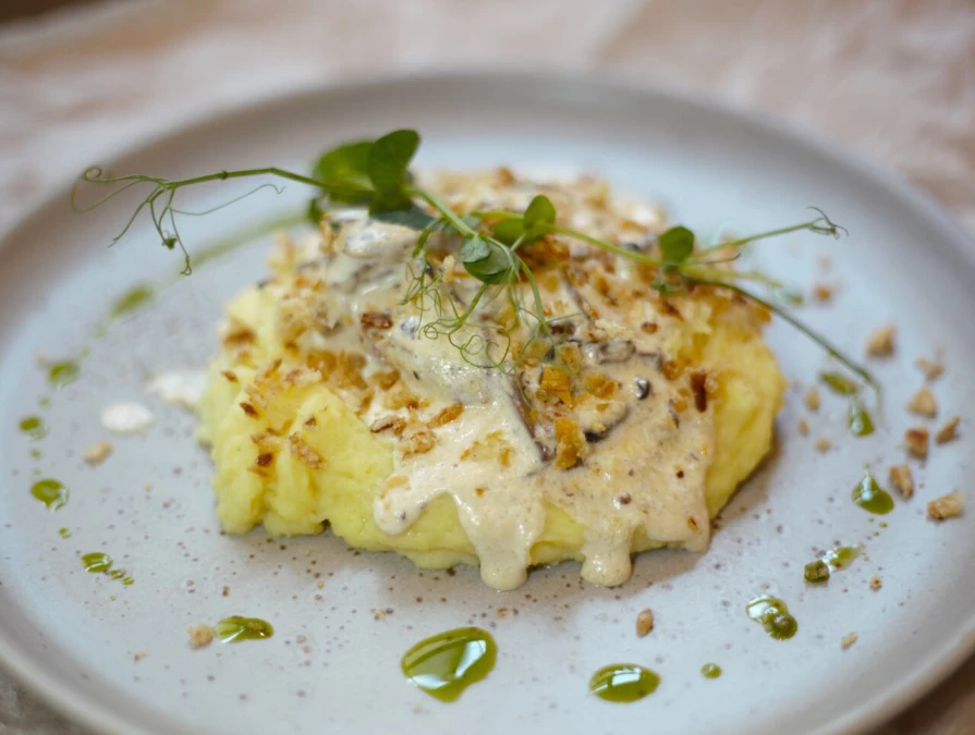 Медальоны из свиной вырезки