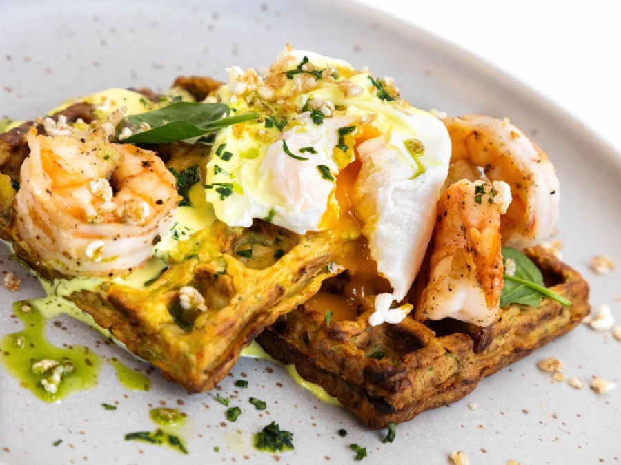 Вафли из цукини с креветками