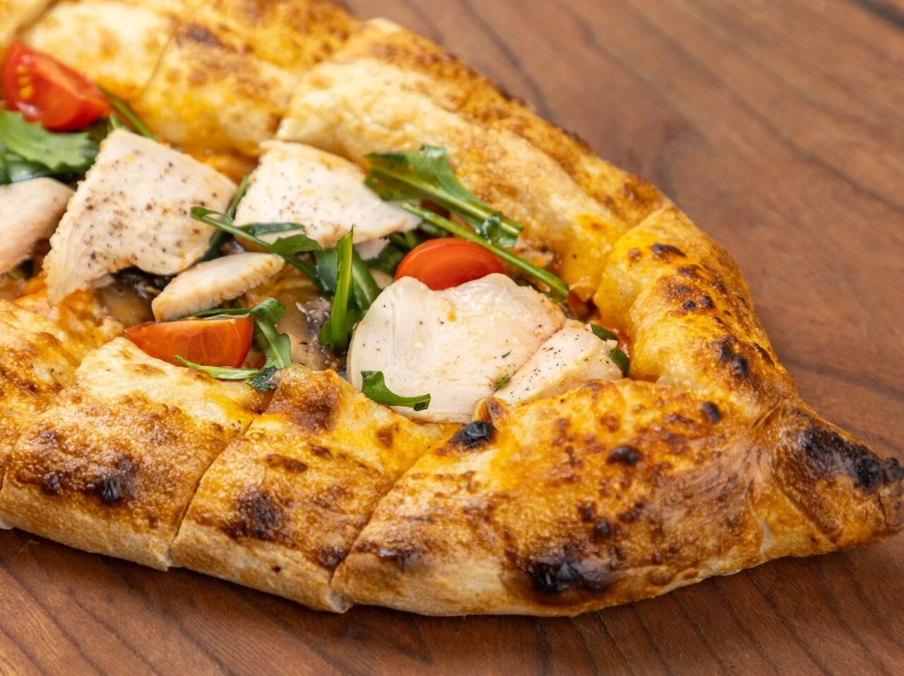 Пиде трюфельный цыплёнок и шампиньоны