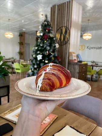 Круассан Ягодный