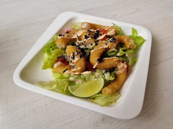 Салат с кальмаром