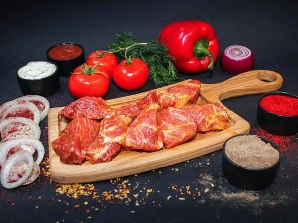 Свиная шея, кг (замаринованная для жарки)