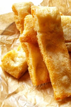белые чесночные гренки