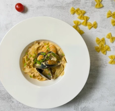 Паста том ям