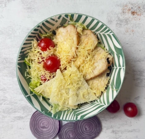 Салат "Цезарь с курицей"
