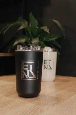 Термокружка ETNA черная 380мл
