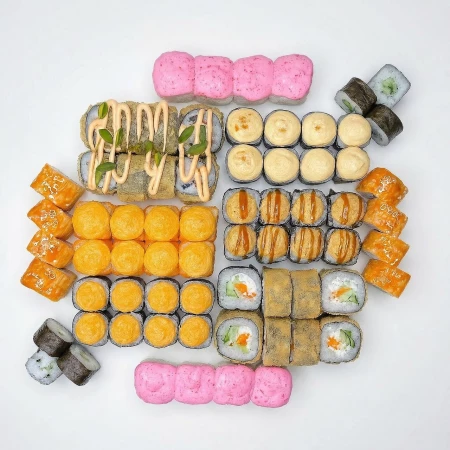 Сет 2 килограмма роллов акция