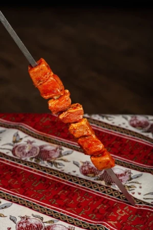 Свинина (окорок) 1кг