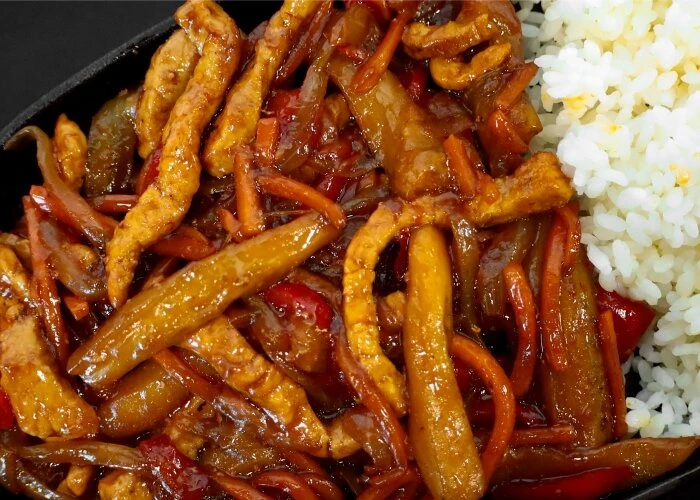 Мясо с баклажанами