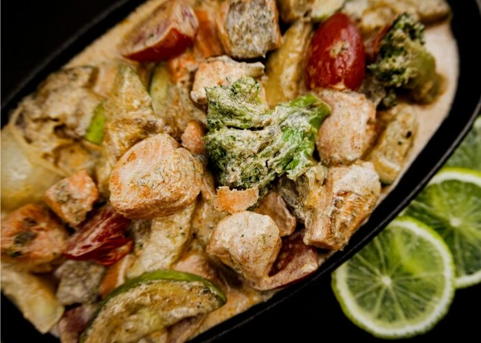 Форель с овощами
