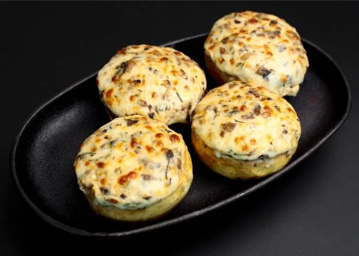 Шампиньоны запеченные с сыром