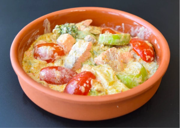 Форель с овощами