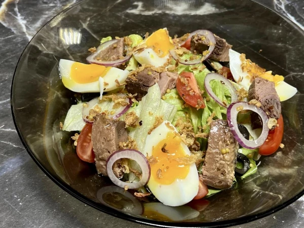 Вкусный салат с тунцом