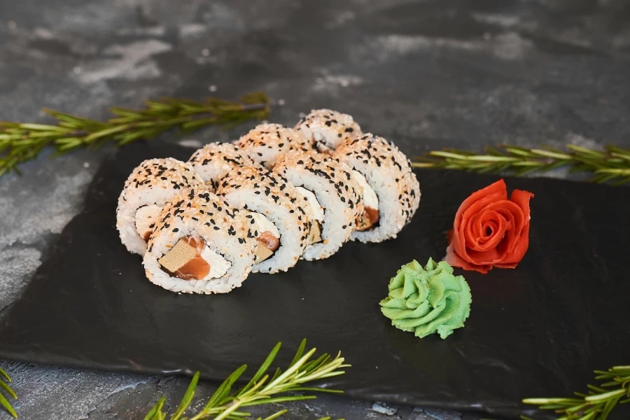 Ролл Филадельфия кунжут