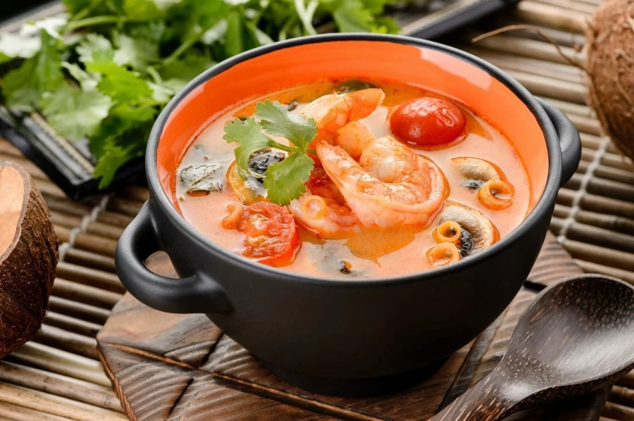 Суп Том Ям с морепродуктами