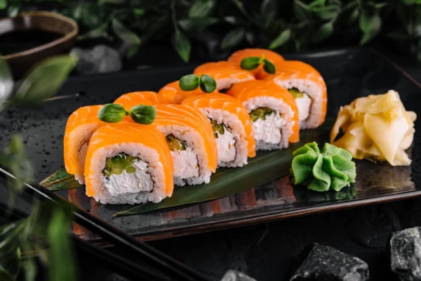 Rulou Philadelphia cu castravete