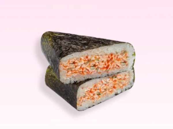 Онигири с крабом
