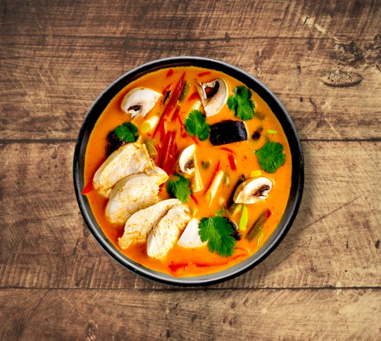 Том Кха с Курицей