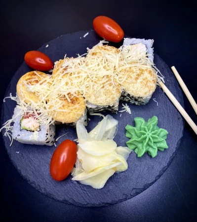 Запеченный цезарь с курицей