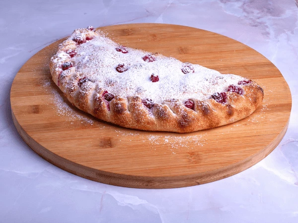 Кальцоне с яблоками