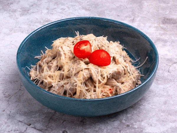 Паста "С цыплёнком и грибами"