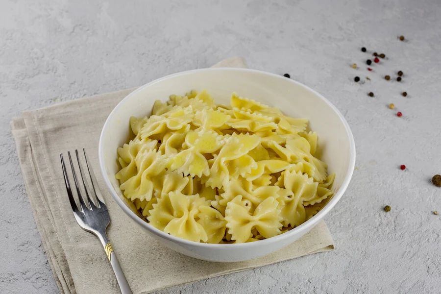 Макароны отварные с маслом