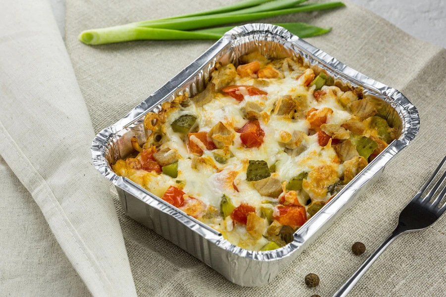 Запеченный картофель со свининой