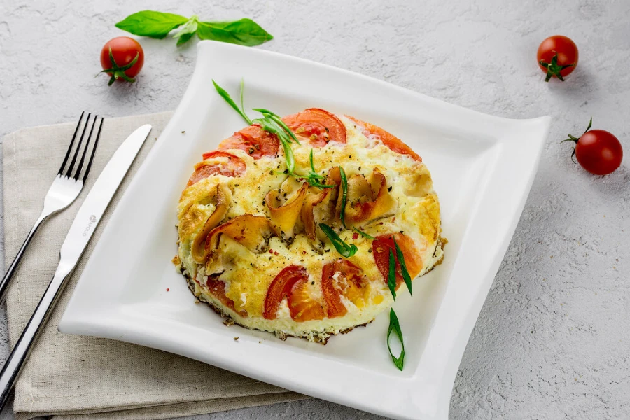 Омлет с курицей и овощами