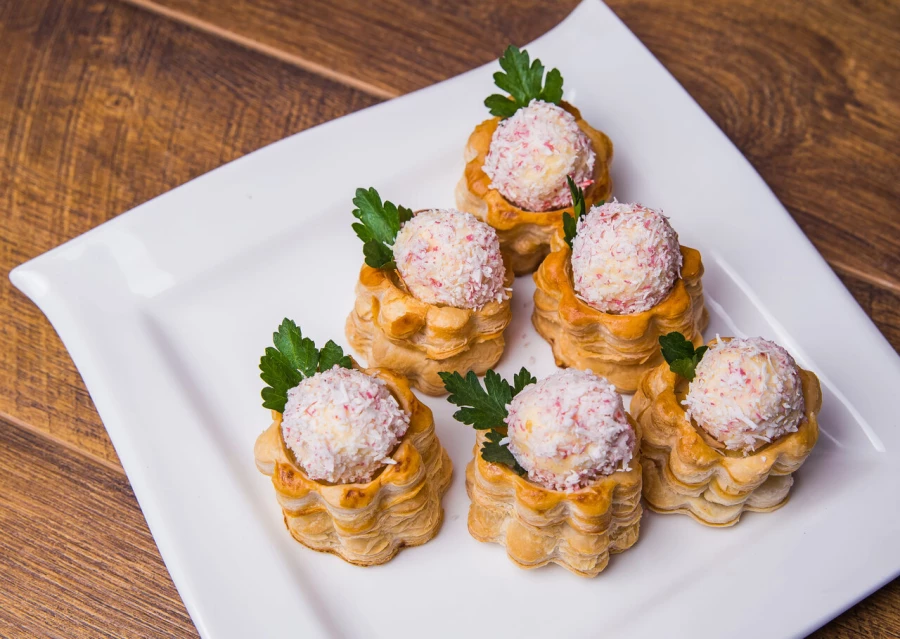 Волованы с рафаэлкой