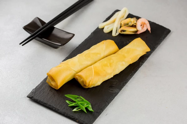 Спринг ролл с морепродуктами